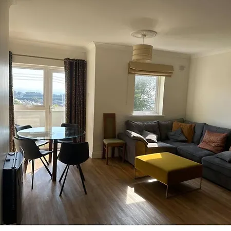 A Cozy Walking Distance To The With A Private Bathroom 홈스테이 *